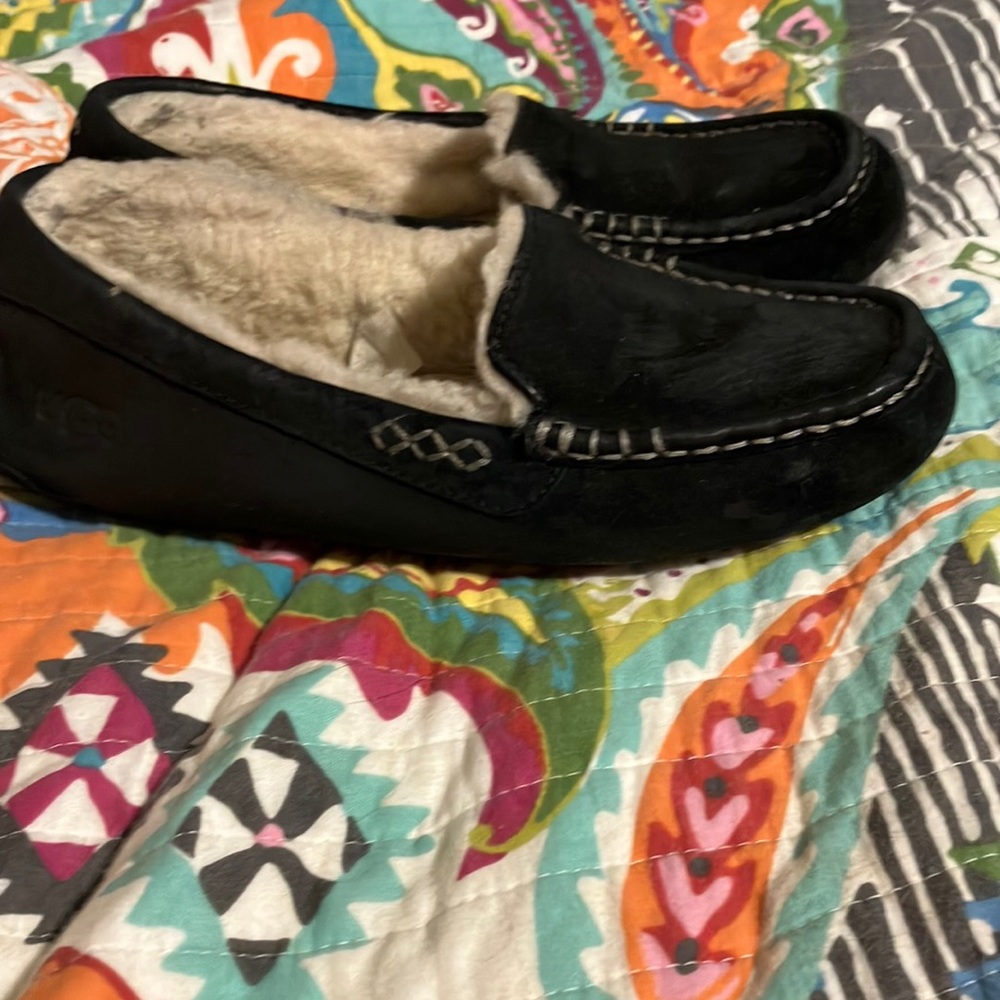 UGG Women's Dakota Slipper Black Size 9